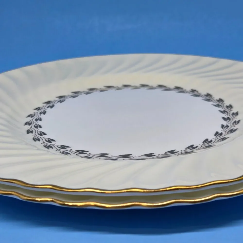Minton Cheviot Gold Laurel Wreath 10 1/2
